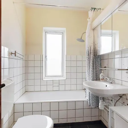 Ae319-aeroskobing-strandvejen-1 Feriehus Ærøskøbing